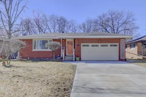 8124 Greenwood Ave, Munster, IN 46321