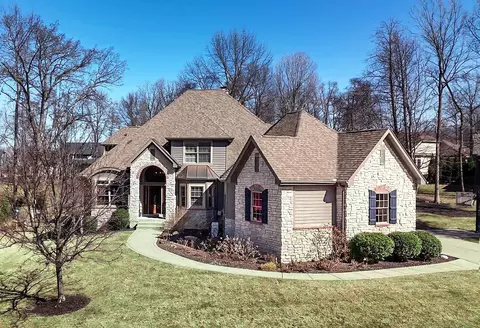 3370 Siena Dr, Valparaiso, IN 46385