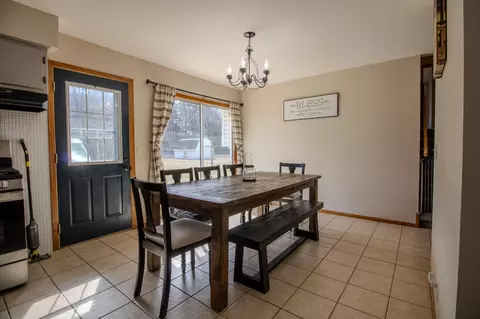 Dining - 3315 E 200, Knox, IN 46534 photo 1 of 1