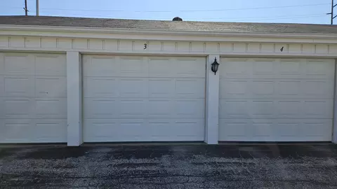 Exterior - 1230 Camellia Dr #3, Munster, IN 46321 photo 2 of 2