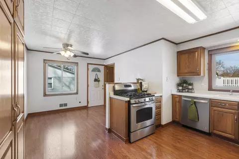 545 W 214th St, Dyer, IN 46311 photo 8