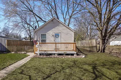 Exterior - 137 S John St, Crown Point, IN 46307 photo 1 of 4