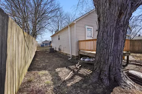 Exterior - 137 S John St, Crown Point, IN 46307 photo 3 of 4