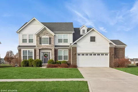 Exterior - 10156 Golden Crest Dr, Saint John, IN 46373 photo 1 of 2