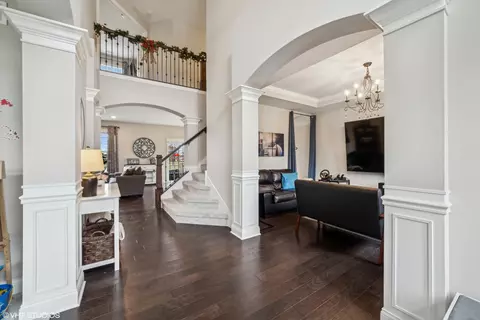 Entry Way - 10156 Golden Crest Dr, Saint John, IN 46373 photo 1 of 2