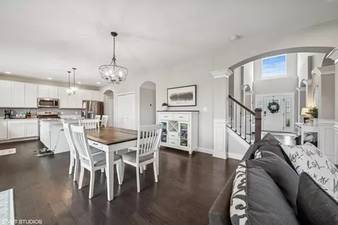 Dining - 10156 Golden Crest Dr, Saint John, IN 46373 photo 1 of 2