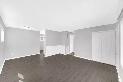 5035 W 9th Ave, Gary, IN 46406 photo 2