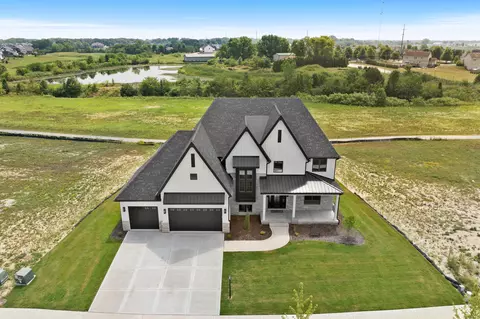 10025 Switch Grass Ln, Saint John, IN 46373 photo 6