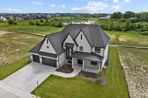 10025 Switch Grass Ln, Saint John, IN 46373 photo 4