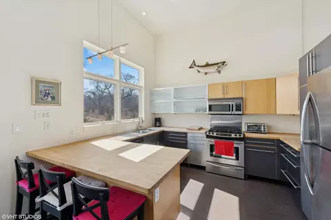 9591 Oak Ave, Gary, IN 46403 photo 6
