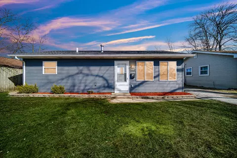 3205 176th St, Hammond, IN 46323