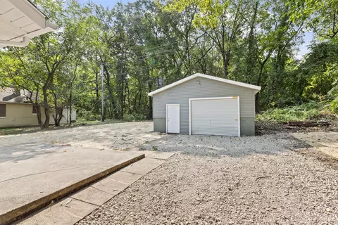 Exterior - 1221 E 41st Ave, Gary, IN 46409 photo 3 of 7