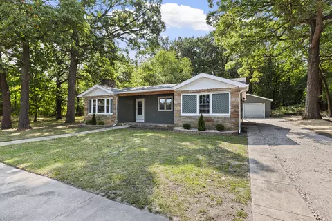 Exterior - 1221 E 41st Ave, Gary, IN 46409 photo 2 of 7