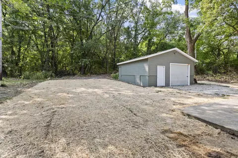 Exterior - 1221 E 41st Ave, Gary, IN 46409 photo 5 of 7
