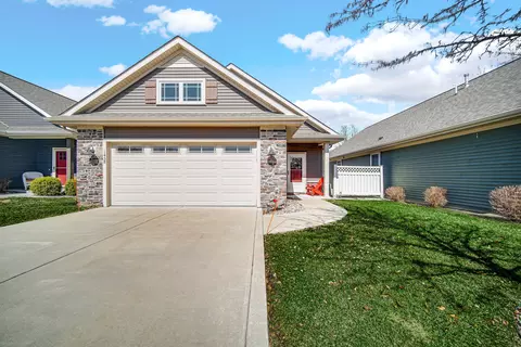 1458 Boxborough St, Valparaiso, IN 46385