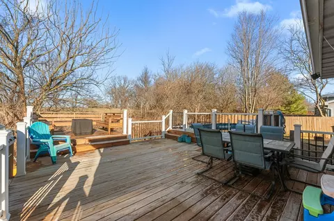 104 Olive Ct, Hebron, IN 46341 photo 25
