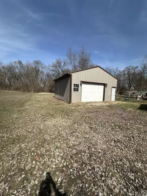Exterior - 210 E Grove St, Morocco, IN 47963 photo 2 of 3