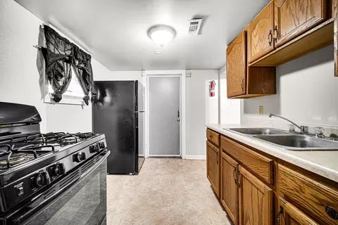1438 W 19th Ave, Gary, IN 46407 photo 18