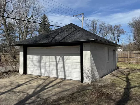 4592 Jefferson Pl, Gary, IN 46408 photo 19