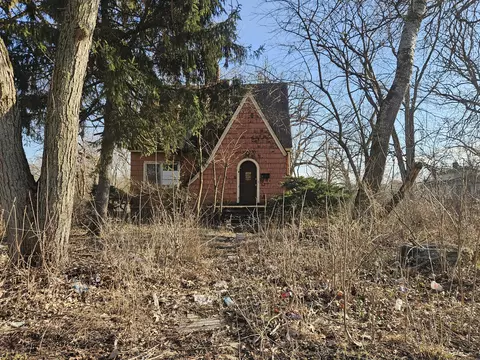 701 E 46th Ave, Gary, IN 46409 photo 1