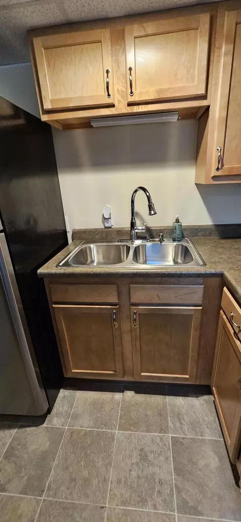 Kitchen - 8511 Oak Ave, Gary, IN 46403 photo 21 of 25