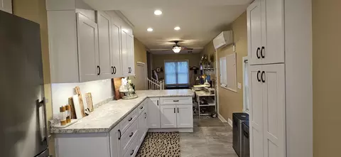 Kitchen - 8511 Oak Ave, Gary, IN 46403 photo 11 of 25