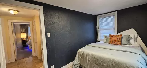 Bedroom - 8511 Oak Ave, Gary, IN 46403 photo 3 of 13