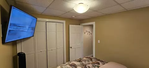Bedroom - 8511 Oak Ave, Gary, IN 46403 photo 12 of 13