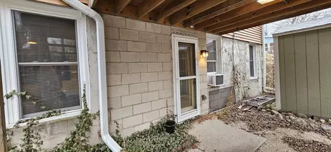 Exterior - 8511 Oak Ave, Gary, IN 46403 photo 12 of 32