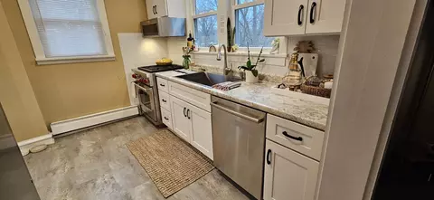 Kitchen - 8511 Oak Ave, Gary, IN 46403 photo 1 of 25