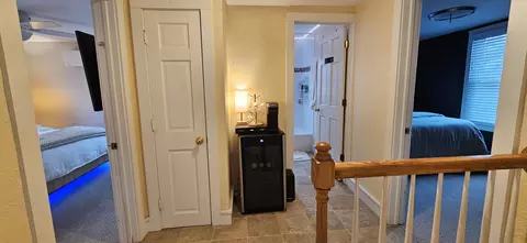Entry Way - 8511 Oak Ave, Gary, IN 46403 photo 11 of 16