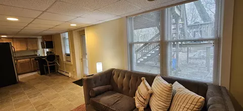 Living - 8511 Oak Ave, Gary, IN 46403 photo 6 of 6