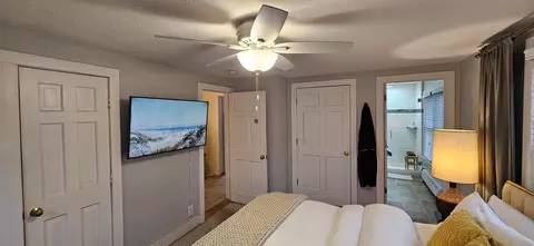 Bedroom - 8511 Oak Ave, Gary, IN 46403 photo 6 of 13