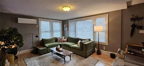 Living - 8511 Oak Ave, Gary, IN 46403 photo 1 of 6