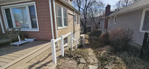 Exterior - 8511 Oak Ave, Gary, IN 46403 photo 13 of 32