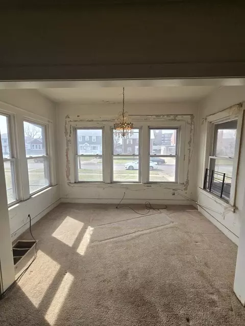 Living - 631 Johnson St, Gary, IN 46402 photo 1 of 5