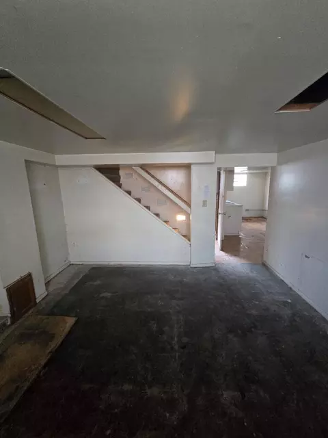 Living - 631 Johnson St, Gary, IN 46402 photo 5 of 5