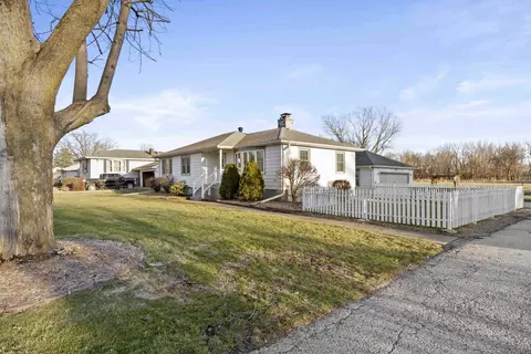 3702 Wirth Rd, Highland, IN 46322