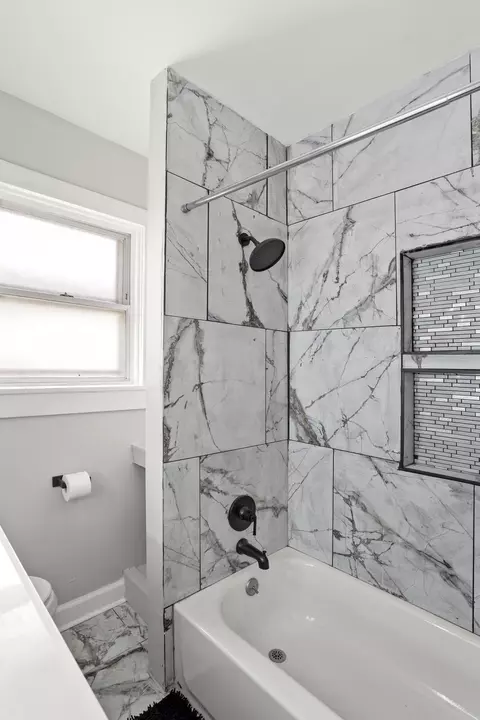Bath - 408 Pierce St, Gary, IN 46402 photo 2 of 2