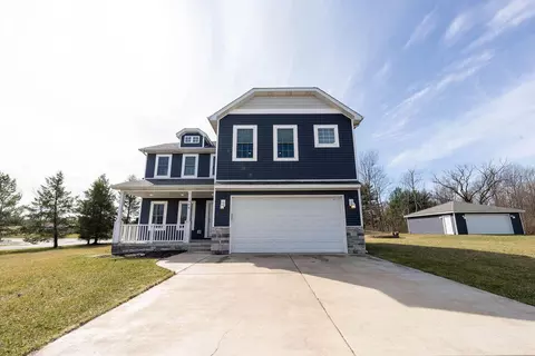 1998 S Rolling Meadows Dr, Westville, IN 46391