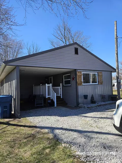 Exterior - 414 N Clay St, Morocco, IN 47963 photo 1 of 8