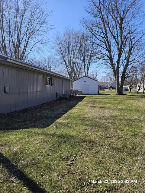 Exterior - 414 N Clay St, Morocco, IN 47963 photo 6 of 8