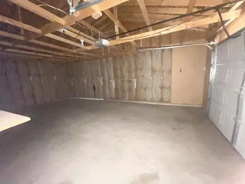 8801 Hemlock Ln, Gary, IN 46403 photo 11