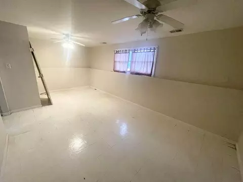 8801 Hemlock Ln, Gary, IN 46403 photo 8