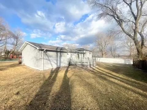 8801 Hemlock Ln, Gary, IN 46403 photo 12
