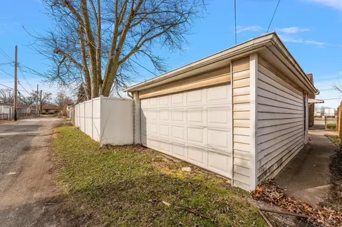 573 Chase St, Gary, IN 46404 photo 16