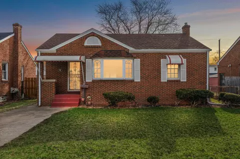 573 Chase St, Gary, IN 46404 photo 1