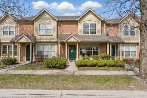 2923 Churchill Ln, Highland, IN 46322