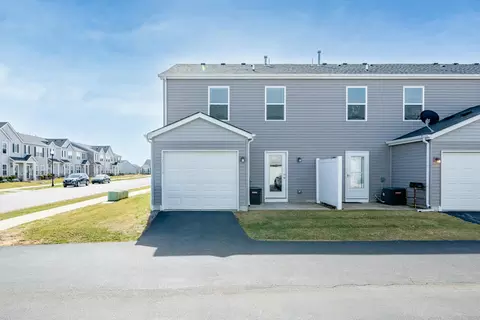 Exterior - 10410 Imperial Pl, Cedar Lake, IN 46303 photo 5 of 5