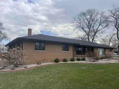 8737-39 Delaware St, Highland, IN 46322